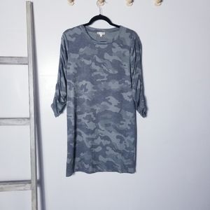 JUNE AND DELANCEY SWEATSHIRT CAMO DRESS WITH RUCHED SLEEVES SIZE SMALL